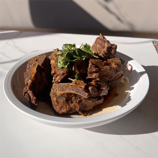 Braised Pork Bones 香卤猪脊骨
